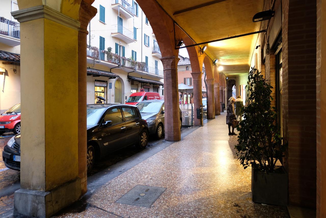 Castiglione Lovely Mansarda ボローニャ エクステリア 写真